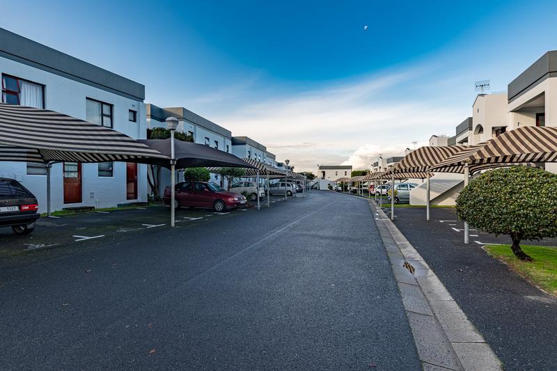 1 Bedroom Property for Sale in Ferndale Western Cape